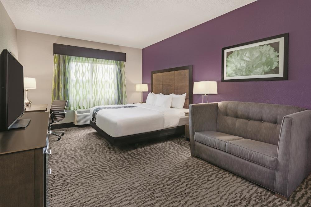 La Quinta Inn And Suites By Wyndham Elkhart Exteriör bild