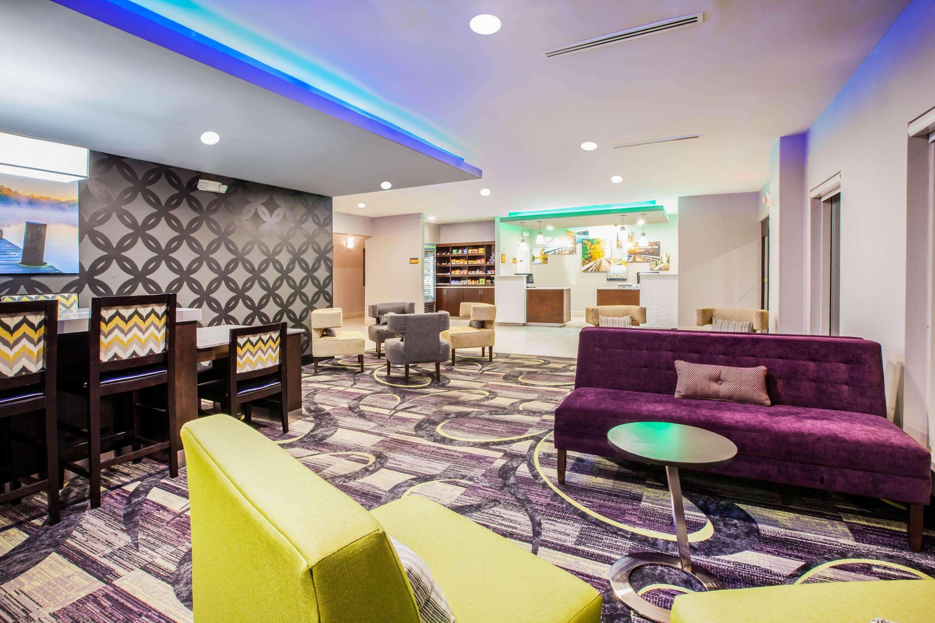 La Quinta Inn And Suites By Wyndham Elkhart Exteriör bild