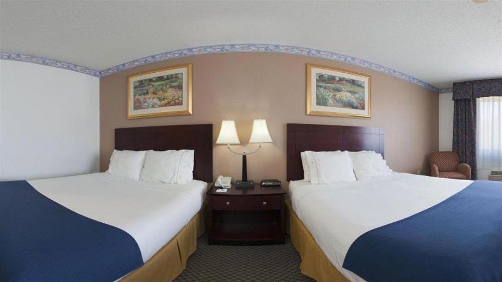 La Quinta Inn And Suites By Wyndham Elkhart Exteriör bild