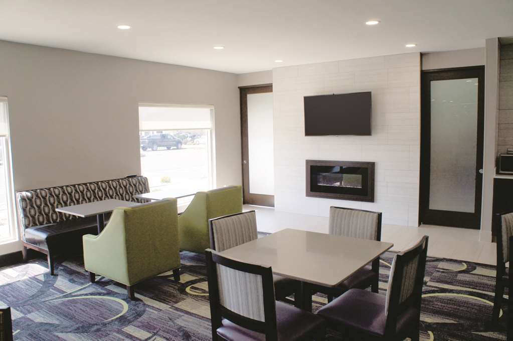 La Quinta Inn And Suites By Wyndham Elkhart Restaurang bild